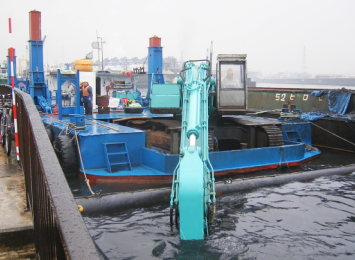 一級河川 尻無川浚渫工事(尻無川水門)